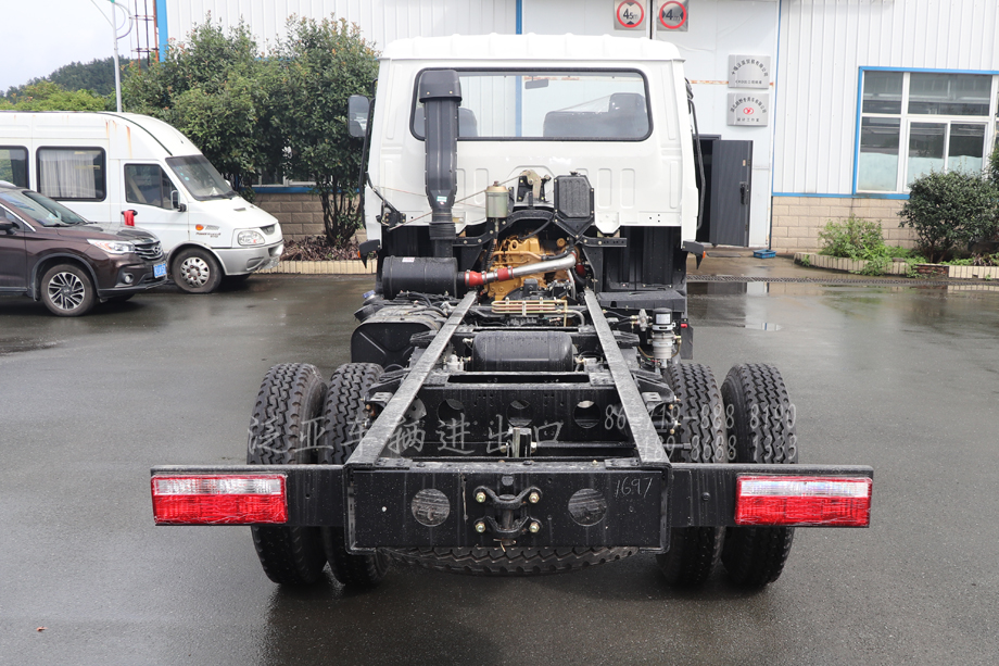 东风145一排半,可改5米上装