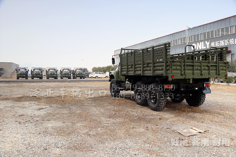 东风四驱六驱，EQ2082，EQ2102，EQ2102N，越野卡车，越野特种车，越野专用车