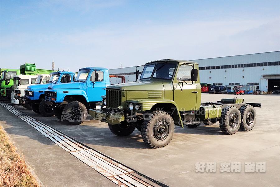 东风240,尖头六驱底盘, eq2802,长头6x6越野卡车,6X6运兵车