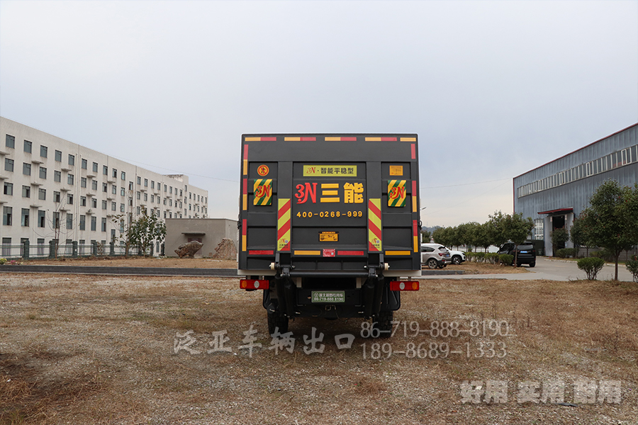 东风六驱,越野专用车底盘,东风EQ2070,长头越野卡车,东风双排驾驶室,东风4X4,145平头液压尾板载货汽车,东风越野运输车,东风4驱EQ2070