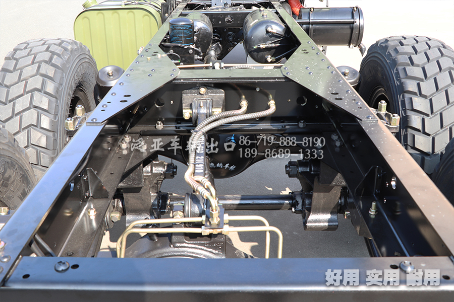 东风六驱,东风6x6,东风6驱,东风EQ2100,东风245,东风越野车,东风自卸车,东风6驱自卸车,东风6x6自卸车,东风尖头自卸车,东风六驱尖头卡车,
东风卡车,东风专用车,东风特种车,东风卡车出口,东风六驱配置,东风六驱参数,