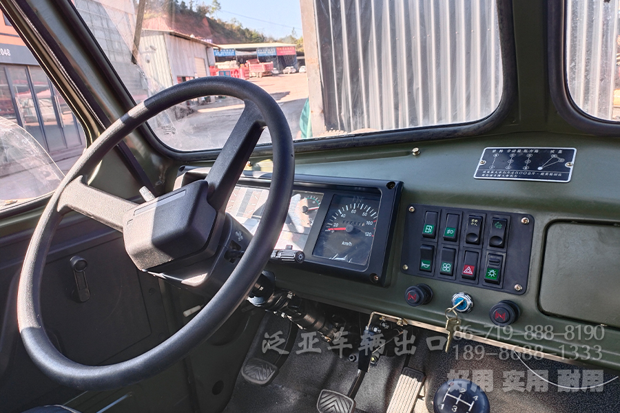 东风EQ2100E6D,东风六驱越野卡车,6*6东风经典长头货车,经典款东风尖头,3.5吨越野车,东风3.5吨运兵车,东风六驱eq2100,东风长头货车,东风经典卡车