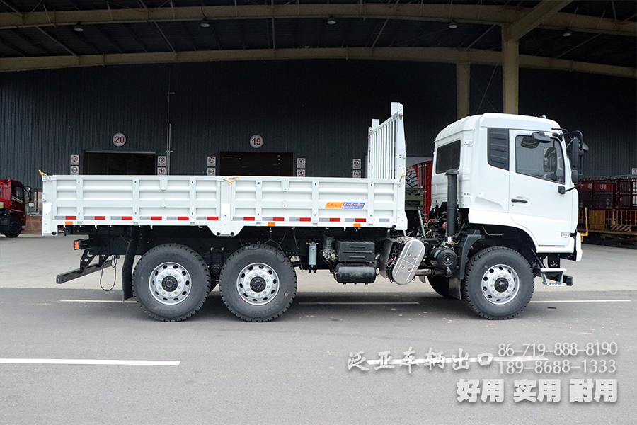 东风EQ2100E6D_东风六驱越野卡车_6*6东风经典长头货车_经典款东风尖头,3.5吨越野车_东风3.5吨运兵车_东风六驱eq2100_东风长头货车_东风经典卡车
