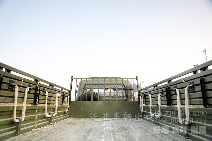 6*6运兵车,EQ2102N,双排越野卡车,东风153双排,六驱卡车配置,东风运兵车