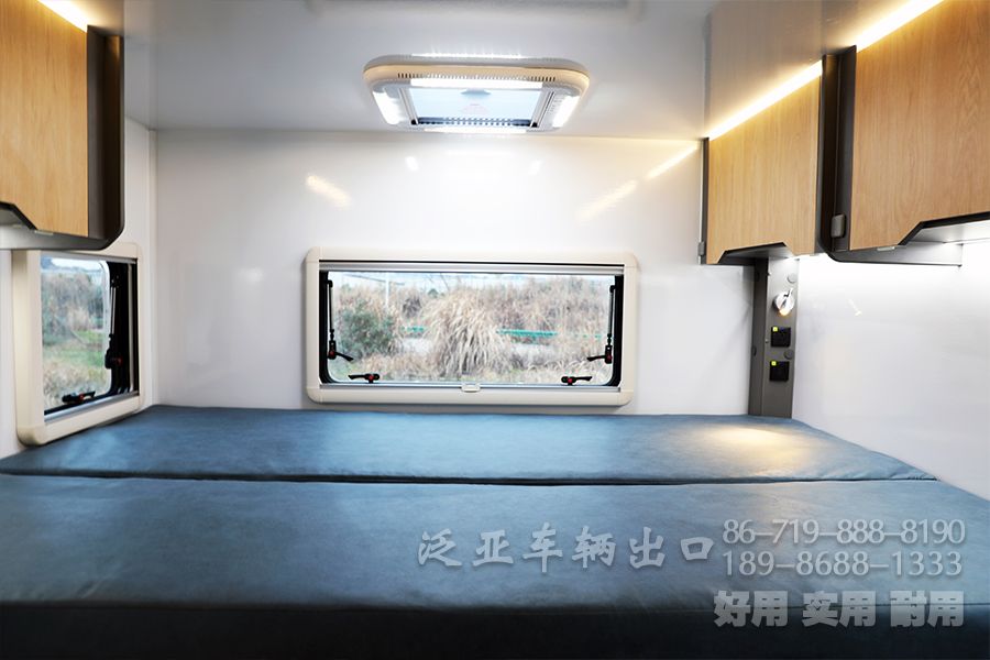 房车改装,依维柯房车,四驱越野房车,家用自行式房车,一体式房车,户外旅游房车