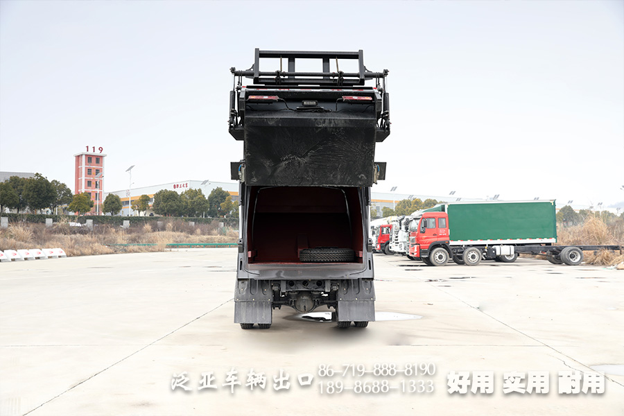 压缩式垃圾车,9立方垃圾车,东风环卫车,垃圾车厂家,垃圾车销售,4*2垃圾车