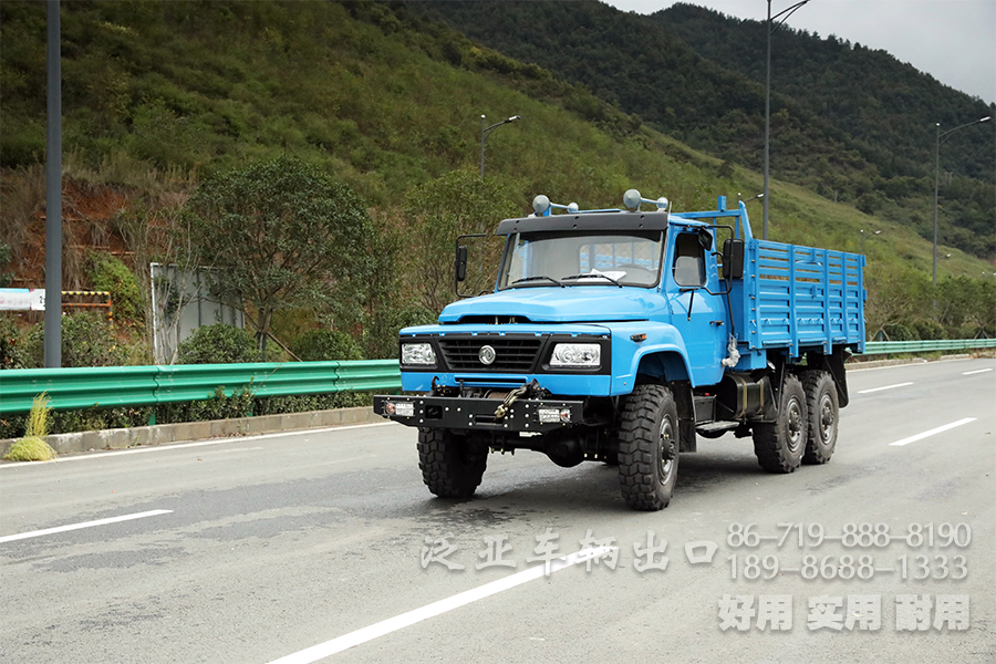 东风EQ2082、越野车、东风EQ240、湖北越野专用车官网,湖北越野专用车有限公司官网,越野卡车定制,东风四驱六驱,东风军车改装,越野运兵车,森林消防车,四驱六驱越野车底盘,越野客车,越野卡车,专用车改装,工厂直销专用车、轻型越野卡车底盘、六驱卡车