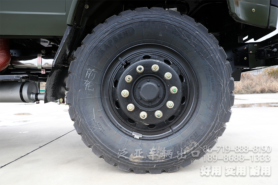 东风尖头车出口,210马力长头卡车,4*2尖头车,10吨卡车,出口型卡车,载货汽车