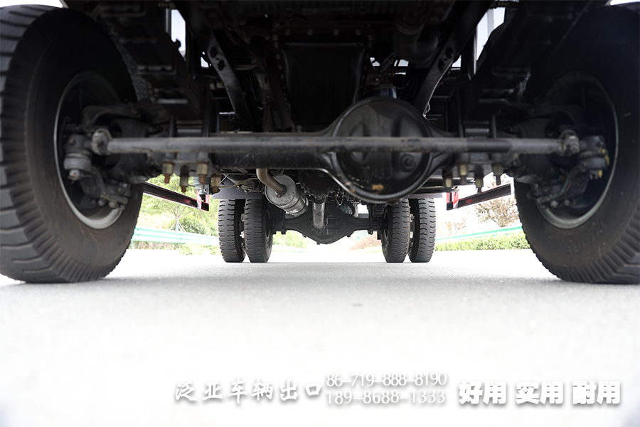 东风四驱,东风栅栏载货车,4×4小型柴油仓栅车,全驱越野专用车,3.8米栅栏载货车,越野专用车厂家,商用小微卡厂家,四驱轻型货车