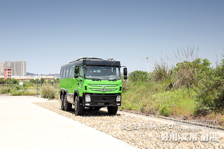 东风6X6客车,东风越野客车,东风全驱公交车,210马力公交车,25座中巴车,东风8米巴士车,全驱客车,东风全驱卡车,东风30座客车