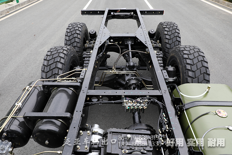6*6越野专用底盘,东风新款六驱底盘,多动能底盘改装,汽车底盘配置,210马力底盘,底盘出口