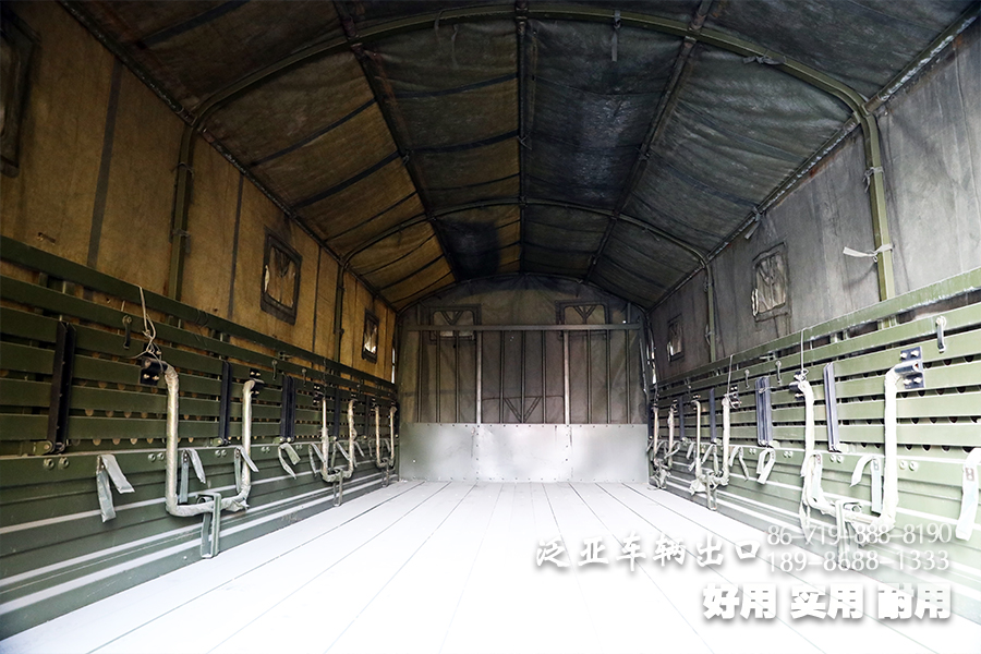 东风国五运兵车,出口型运兵车,EQ2130GA,东风6x6卡车,六驱柴油货车,越野专用型卡车