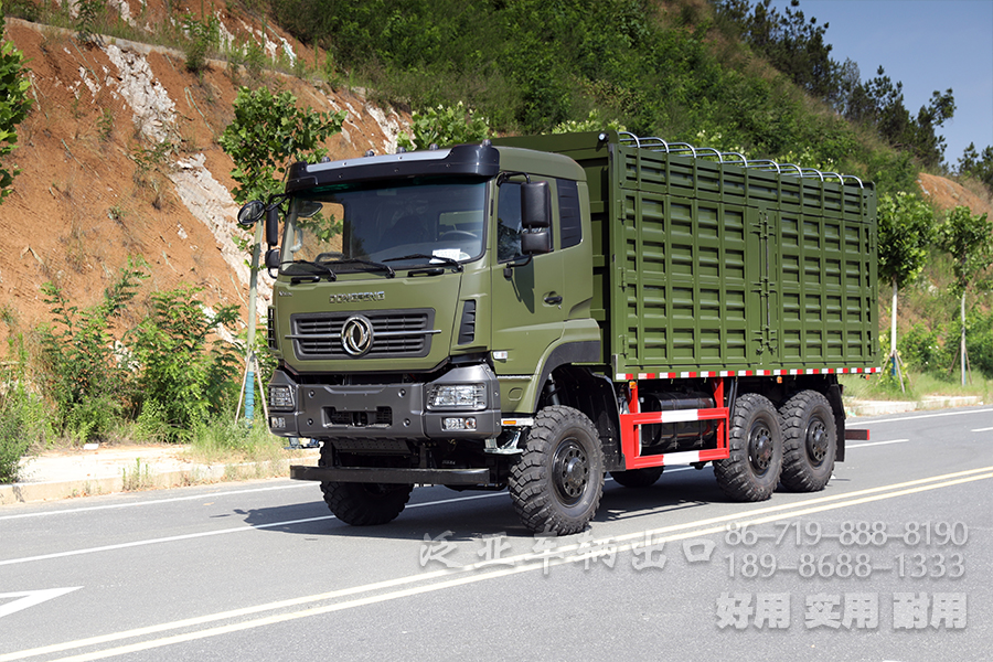 东风六驱340马力越野运输车,340马力重型商用车出口、大载荷越野运输车