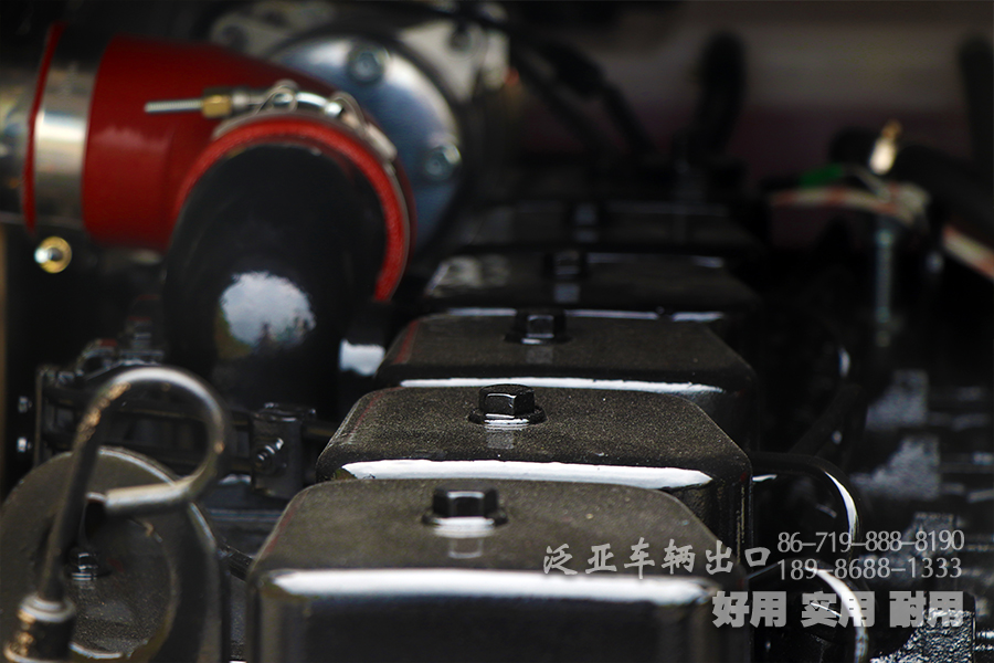 东风4X2底盘,大马力底盘 ,东风越野底盘 ,平头一排半底盘,载货底盘 ,190马力底盘,大功率底盘