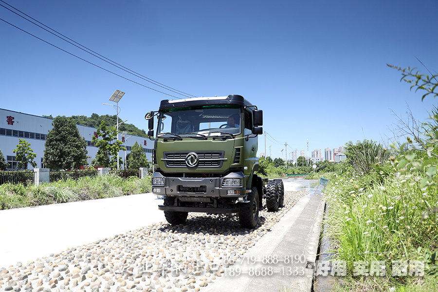 6x6卡车,越野卡车底盘,340马力底盘,长途货车底盘,越野货车底盘,越野专用车底盘,340马力重卡