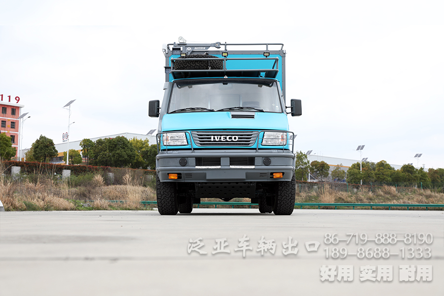 <strong>怎么用依维柯2045底盘进行改装房车</strong>