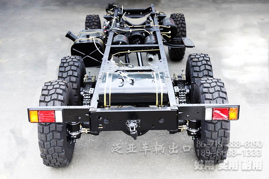 EQ2082底盘,东风EQ240,六驱尖头底盘,四类底盘