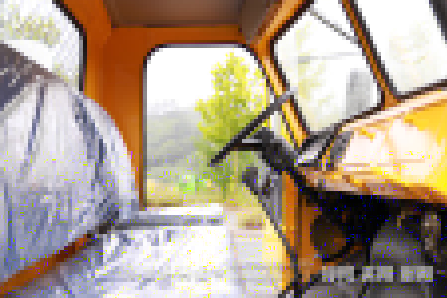 EQ240,东风尖头底盘,东风六驱底盘,东风240,老牌越野车底盘,EQ2082E6D,经典卡车底盘,EQ240底盘,越野卡车底盘