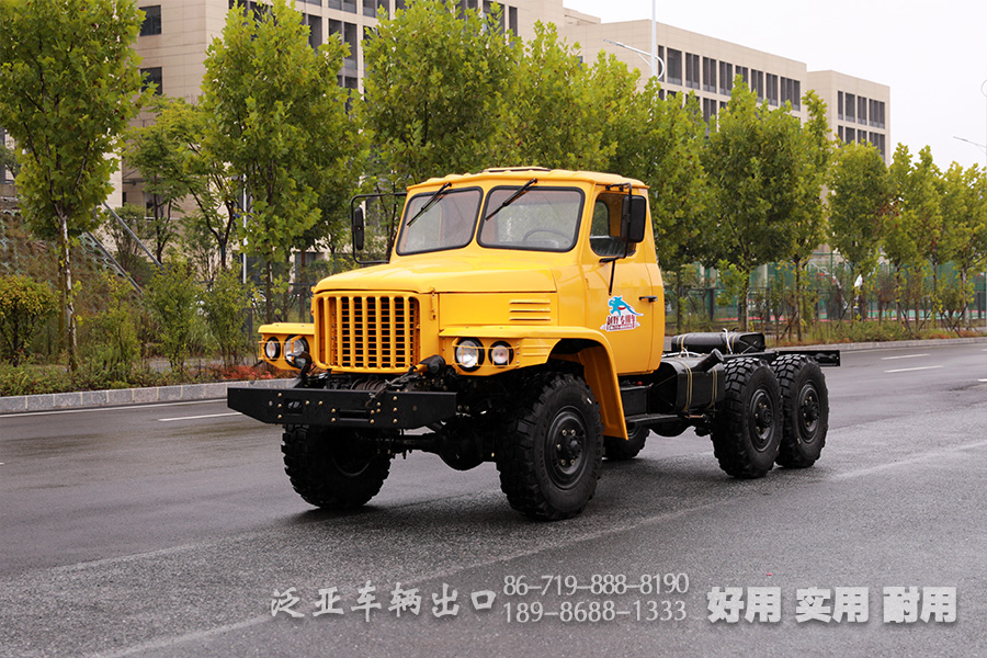 EQ240东风尖头六驱底盘_东风240老牌越野车底盘_EQ2082E6D越野经典卡车底盘