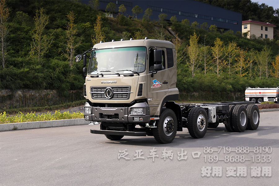 东风8X4,8X4平板,平板底盘,东风10米平板,东风10米底盘,30吨专用车底盘,30吨底盘,专用车底盘改装