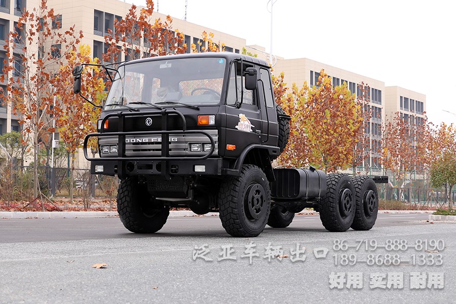 东风六驱黑色EQ2102N排半驾驶室越野车型、东风6x6越野专用车、东风153驾驶室越野卡车底盘