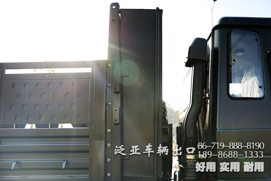 东风六驱一排半驾驶室,EQ2102N,越野底盘,专用车底盘,东风6*6,东风平头底盘,153双排驾驶室,军车底盘,153双排底盘