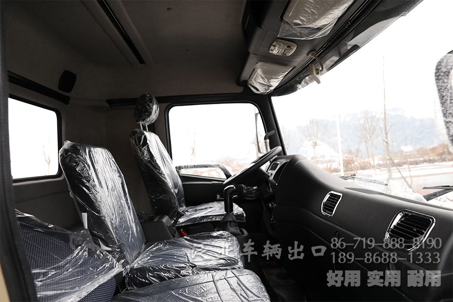 东风六驱。东风6x6，东风大马力越野卡车，天锦驾驶室卡车、210马力卡车