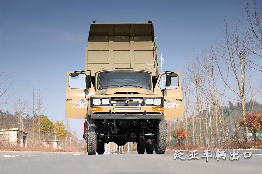 <strong>东风四驱4x4全驱越野自卸运输车大马力越野卡车</strong>