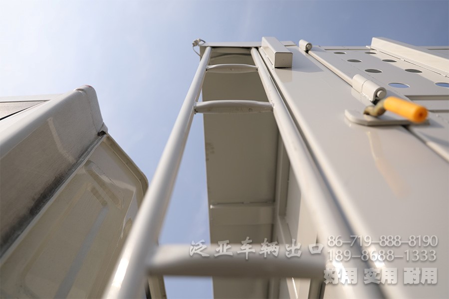 东风13吨自卸车，四驱自卸卡车，4x4自卸车，货箱加高型自卸车，越野自卸卡车，两桥矿用自卸车，自卸车出口，自卸车销售