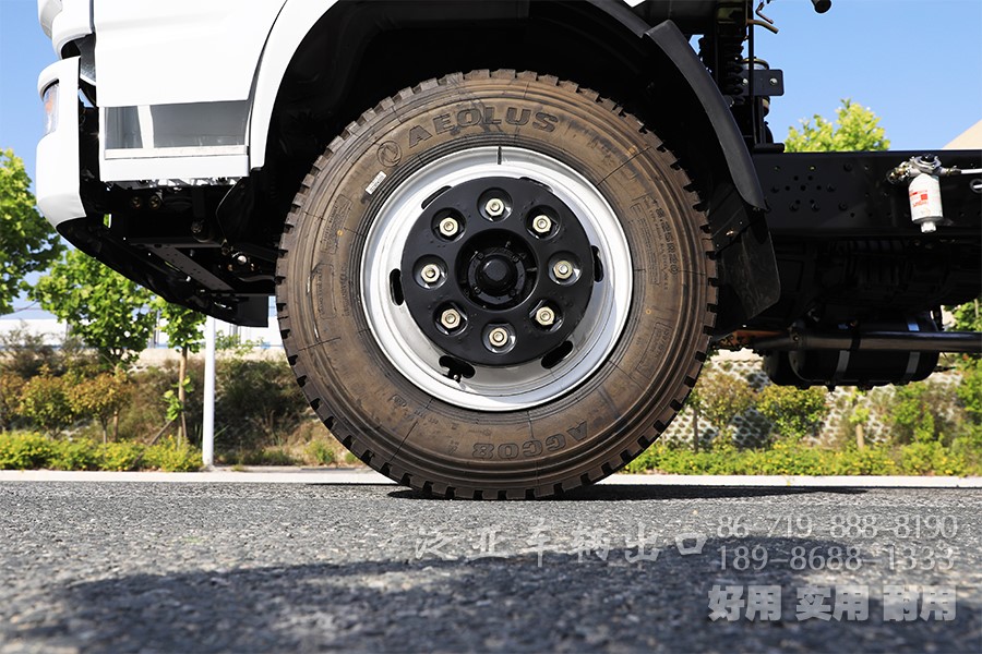 东风4x2，吸污车8档专用车底盘，多功能特种车底盘，底盘改装厂家