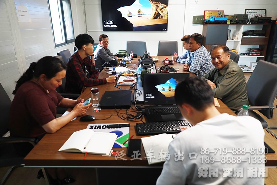 <strong>印度尼西亚客户来我公司访问考察</strong>