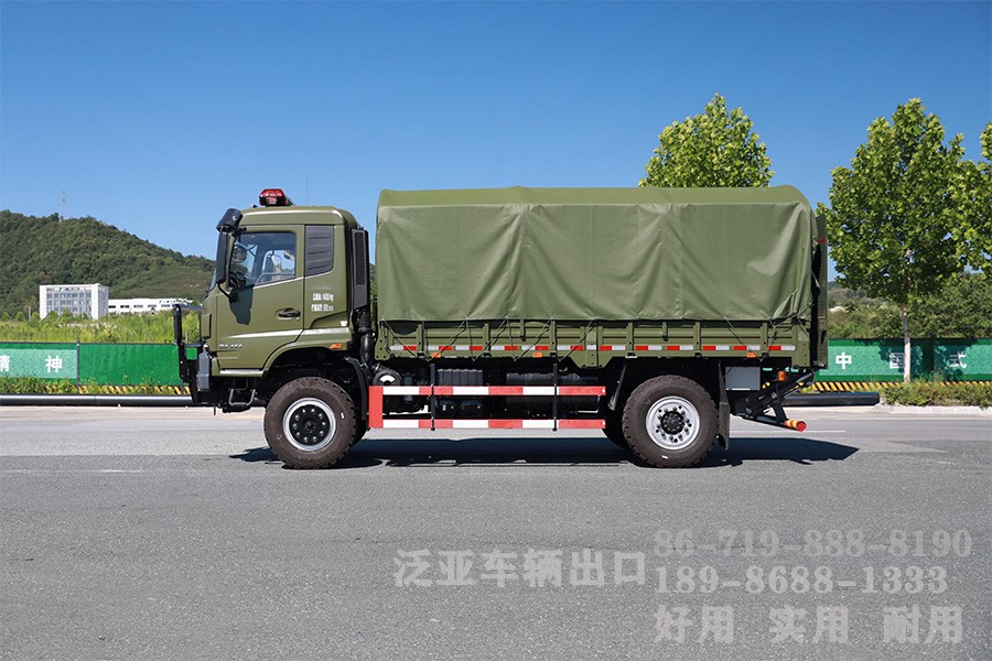 东风四驱，4x4全驱，运兵车