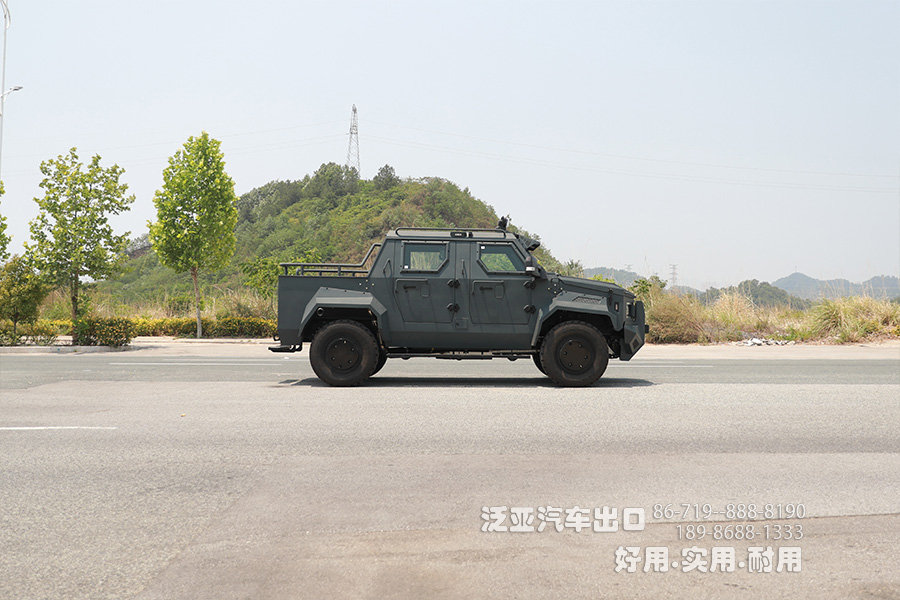 四驱,装甲越野车,运输车,防护型多功能巡逻指挥车,进口艾利逊自动挡皮卡车